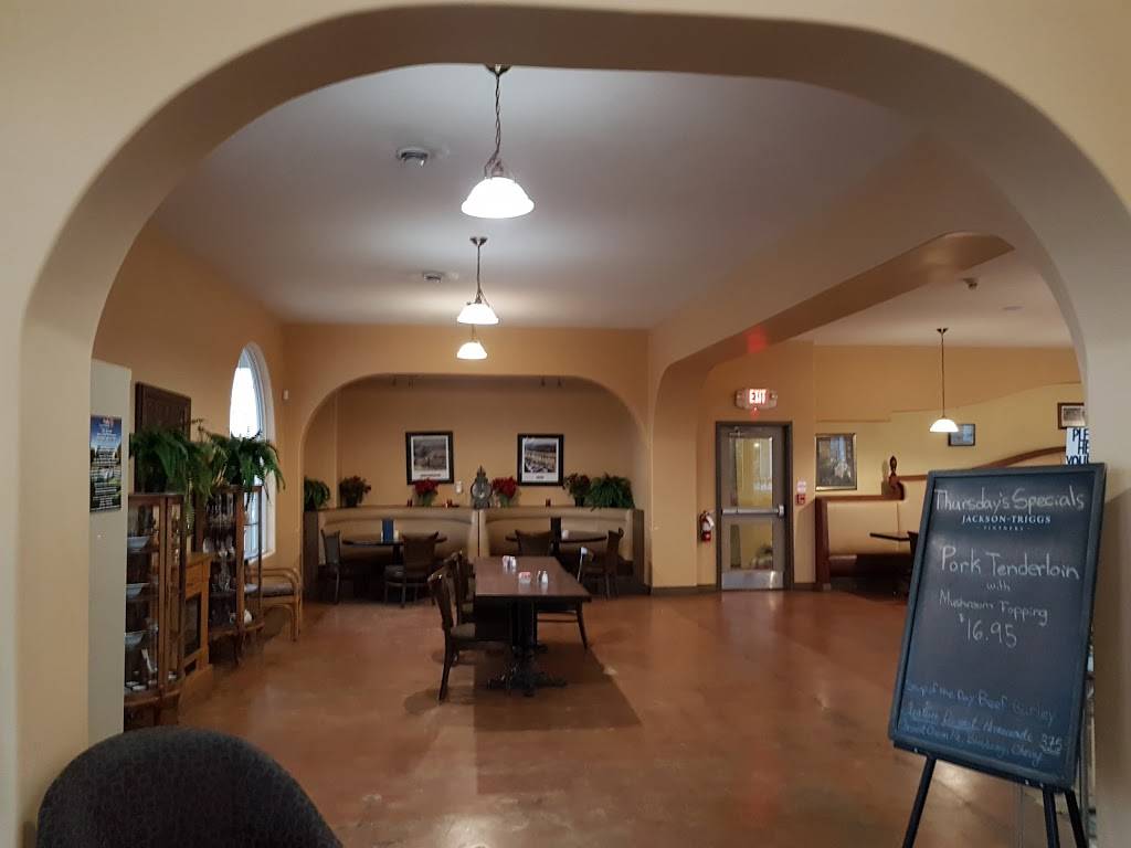 Amys Restaurant and Banquet Hall | restaurant | 28537 Centre Rd, Strathroy, ON N7G 3H6, Canada | 5192455400 OR +1 519-245-5400