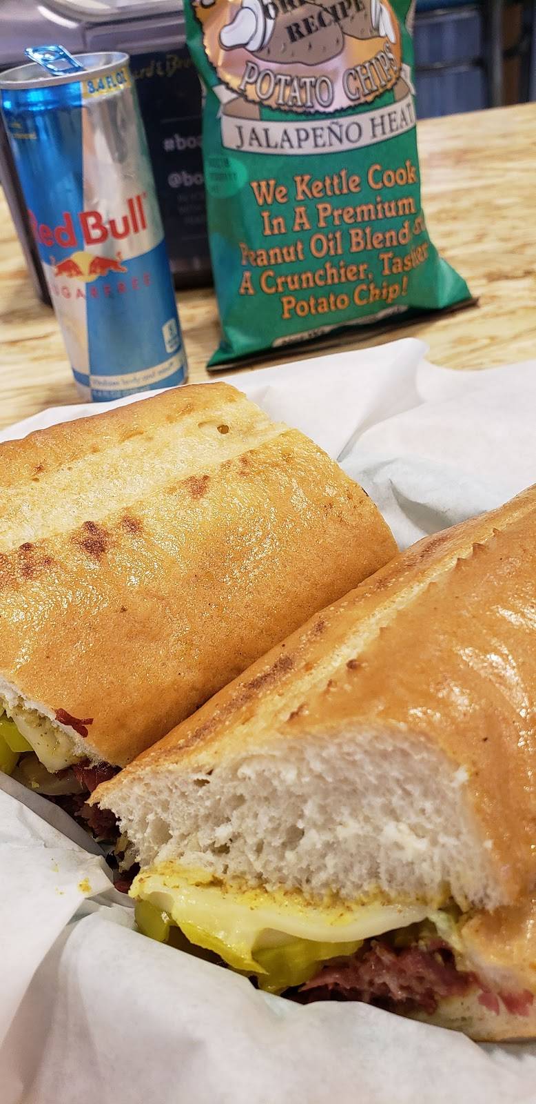 Board & Brew | restaurant | 19720B Beach Blvd #103, Huntington Beach, CA 92648, USA | 7143777100 OR +1 714-377-7100