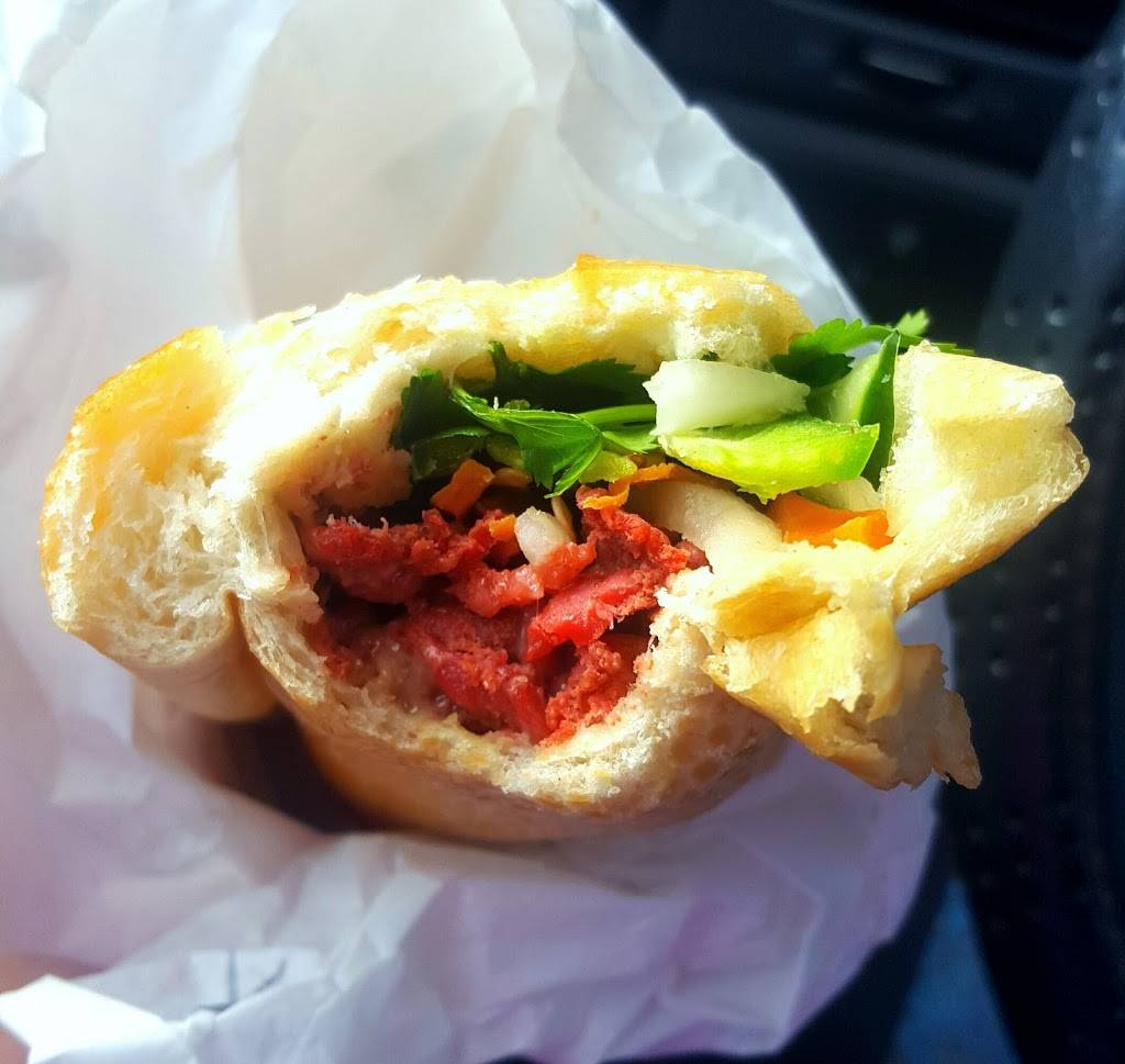 Cali Banh Mi | restaurant | 4425 Convoy St #200a, San Diego, CA 92111, USA | 8582782525 OR +1 858-278-2525