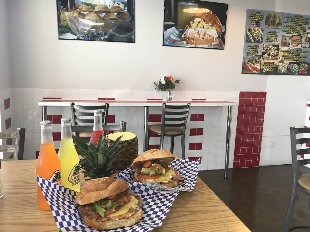 Cemitas Taqueria Puebla | restaurant | Speedway, IN 46224, USA | 3178539606 OR +1 317-853-9606