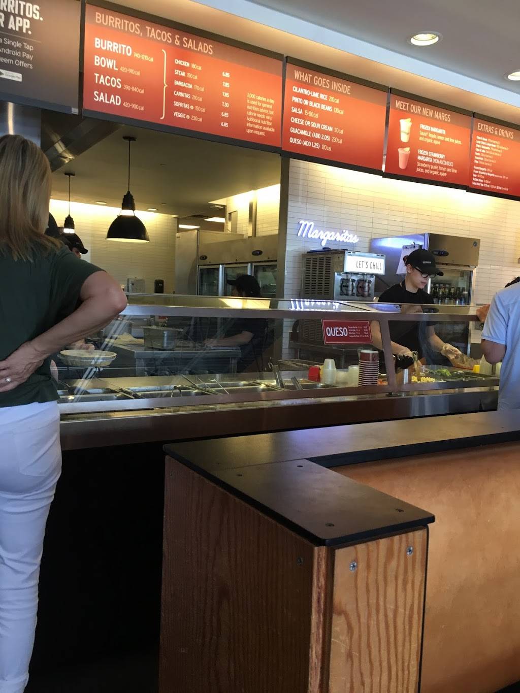 Chipotle Mexican Grill | restaurant | 909 E W Whitestone Blvd Ste A, Cedar Park, TX 78613, USA | 5126902563 OR +1 512-690-2563