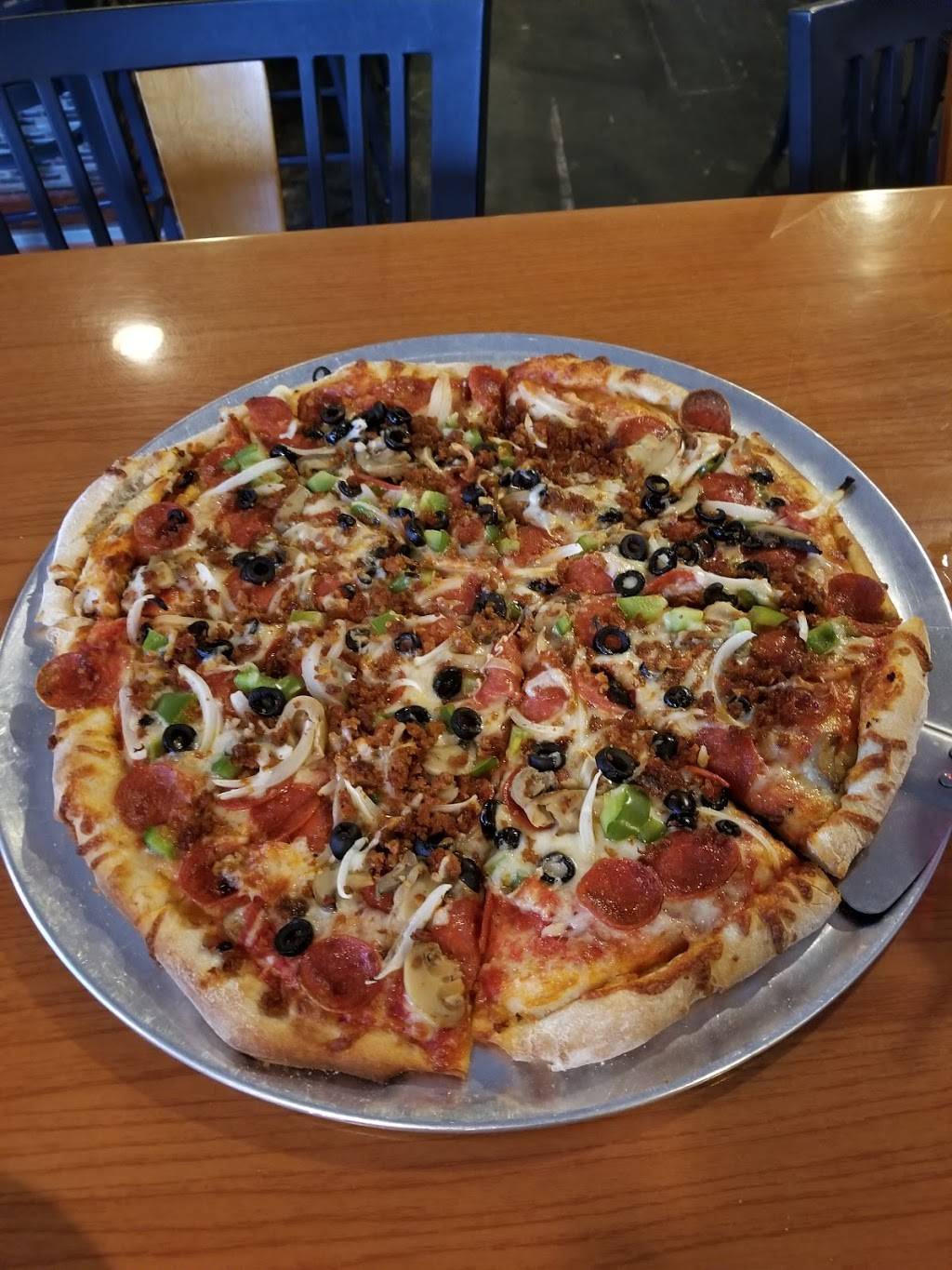 PeppeBronis Pizza | restaurant | 3323 Pennsylvania Ave, Weirton, WV 26062, USA | 6813283938 OR +1 681-328-3938