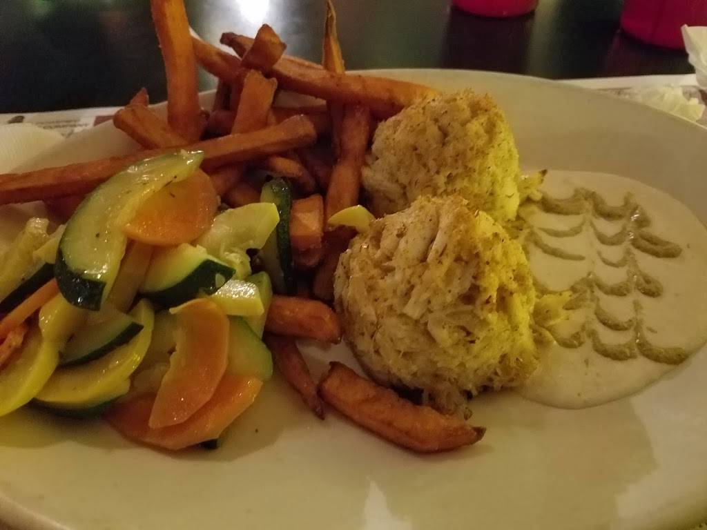 Backstreets Neighborhood Bar and Grill | restaurant | 12771 West Forest Hill Blvd, Wellington, FL 33414, USA | 5617950100 OR +1 561-795-0100