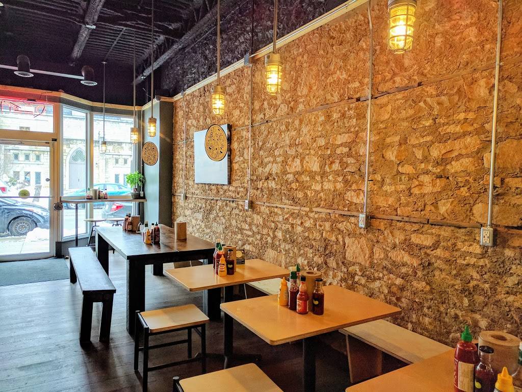 Boon Burger Cafe Guelph | restaurant | 23 Quebec St, Guelph, ON N1H 2T1, Canada | 5192655758 OR +1 519-265-5758