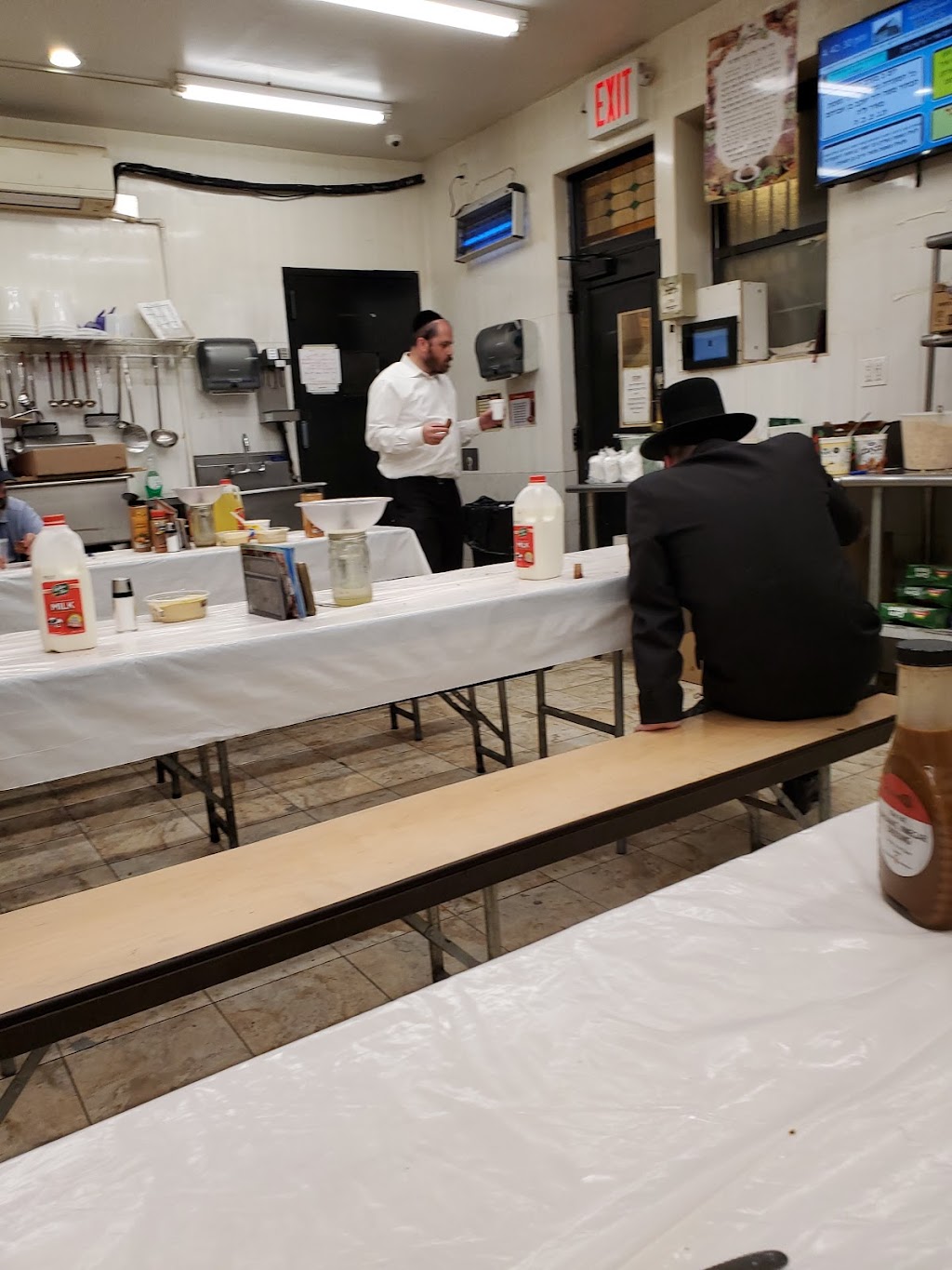 Heichal Yishaya היכל ישעיה | restaurant | 541 Bedford Ave, Brooklyn, NY 11211, USA | 3476222874 OR +1 347-622-2874