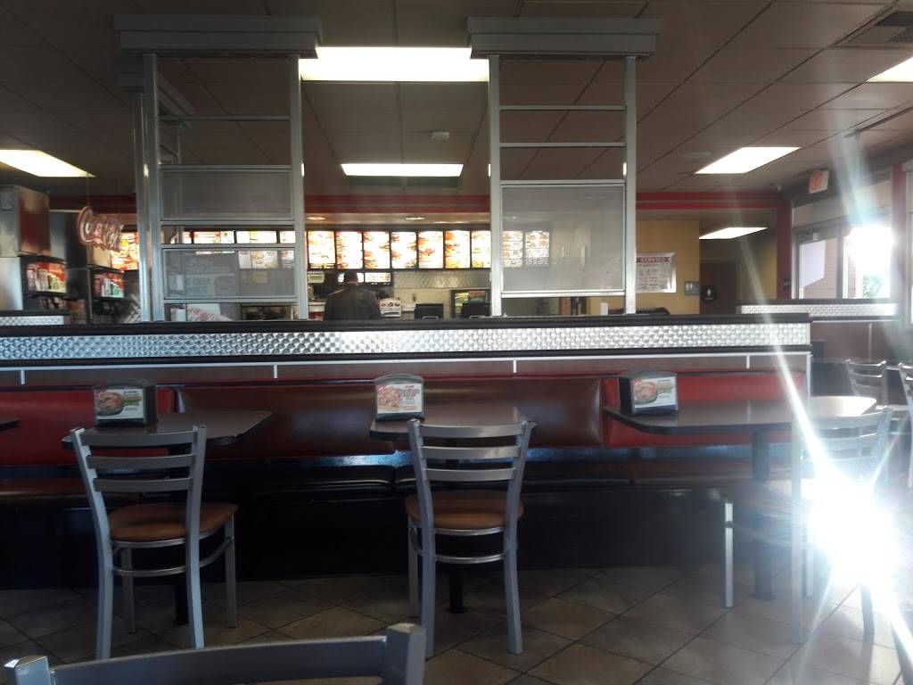 Carls Jr. / Green Burrito | restaurant | 2421 S Vineyard Ave, Ontario, CA 91761, USA | 9099472594 OR +1 909-947-2594