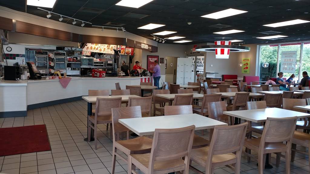 KFC | restaurant | 5548 Hwy 11 E, Piney Flats, TN 37686, USA | 4235381050 OR +1 423-538-1050