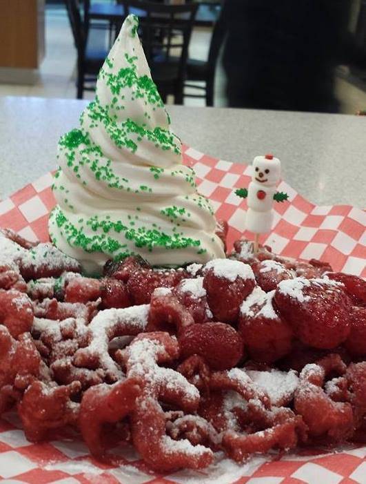 Kikis Funnel Cakes FUN Fair Food Truck | restaurant | 89 Balsam St, Collingwood, ON L9Y 3Y6, Canada | 6472875022 OR +1 647-287-5022