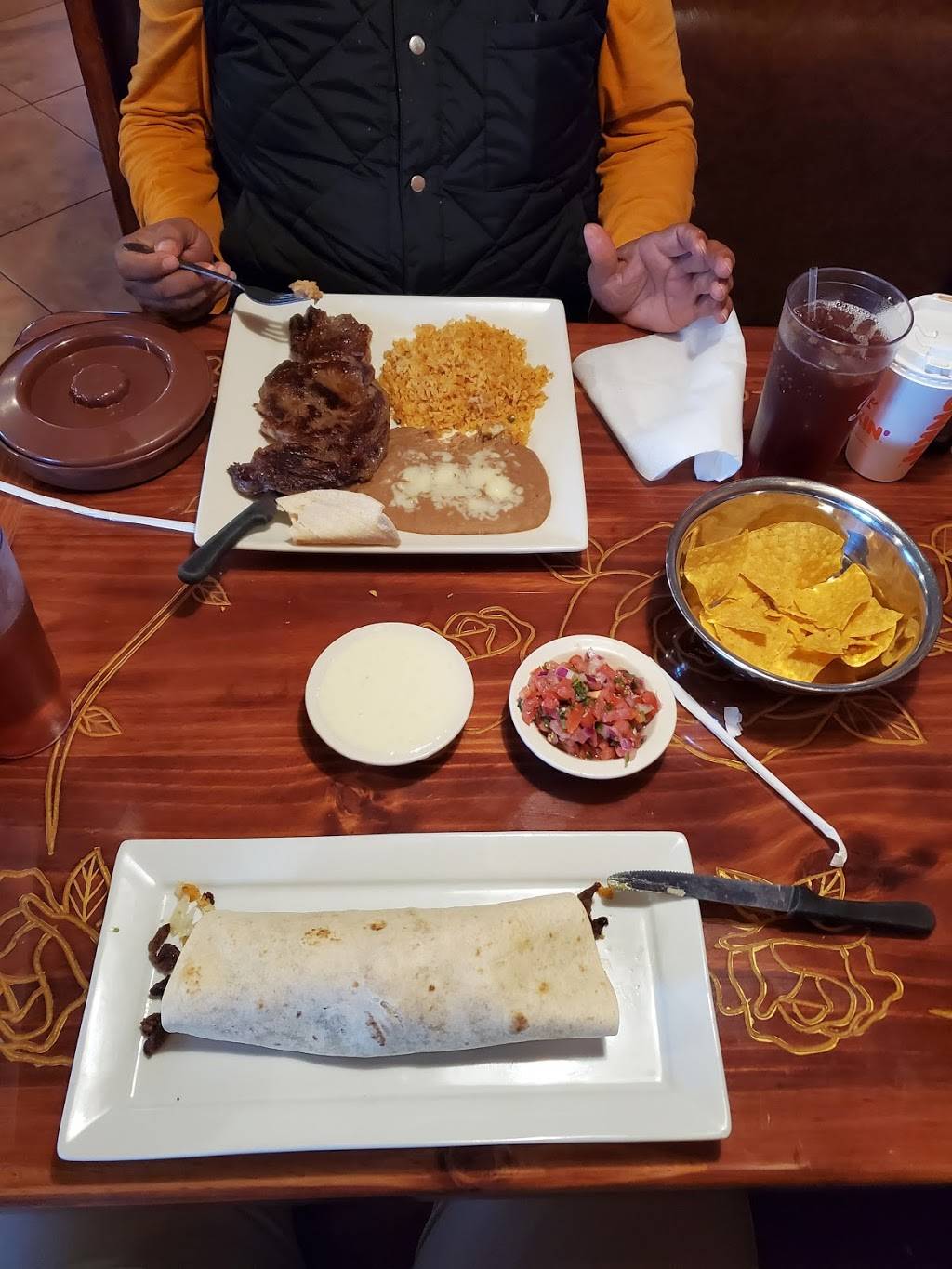 El Tapatio Rocky Mount #2 | restaurant | 21 Progess Dr, Rocky Mount, NC 27804, USA | 2522109888 OR +1 252-210-9888