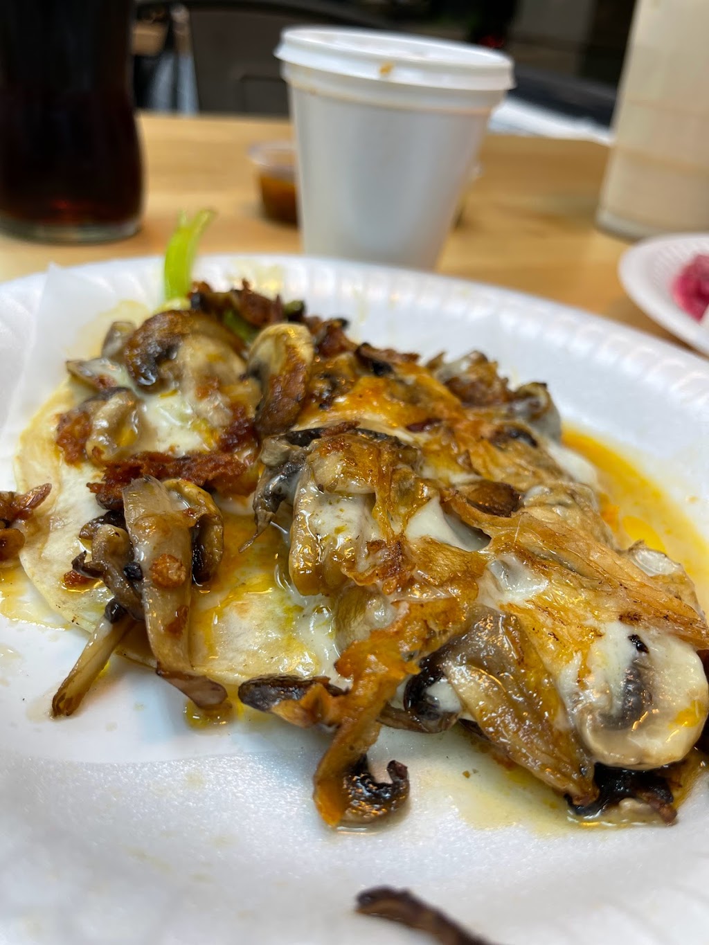 Tacos Y Más | restaurant | 1112 W 6th St STE 101, Corona, CA 92882, USA | 9514964047 OR +1 951-496-4047