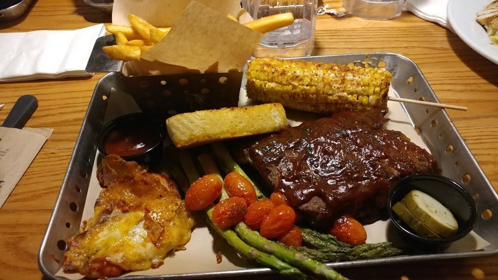 Chilis Grill & Bar | restaurant | 451 Opry Mills Drive #R2, Nashville, TN 37214, USA | 6156734474 OR +1 615-673-4474