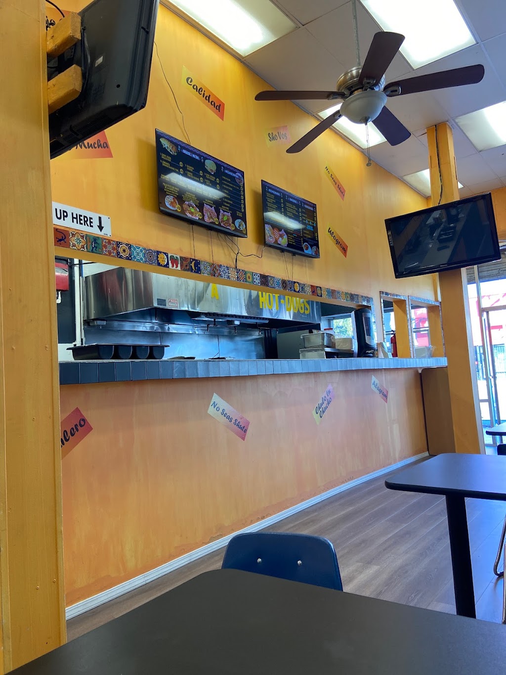 Shucos Los Meros Meros | restaurant | 6419 Van Nuys Blvd, Van Nuys, CA 91401, USA | 8184623262 OR +1 818-462-3262