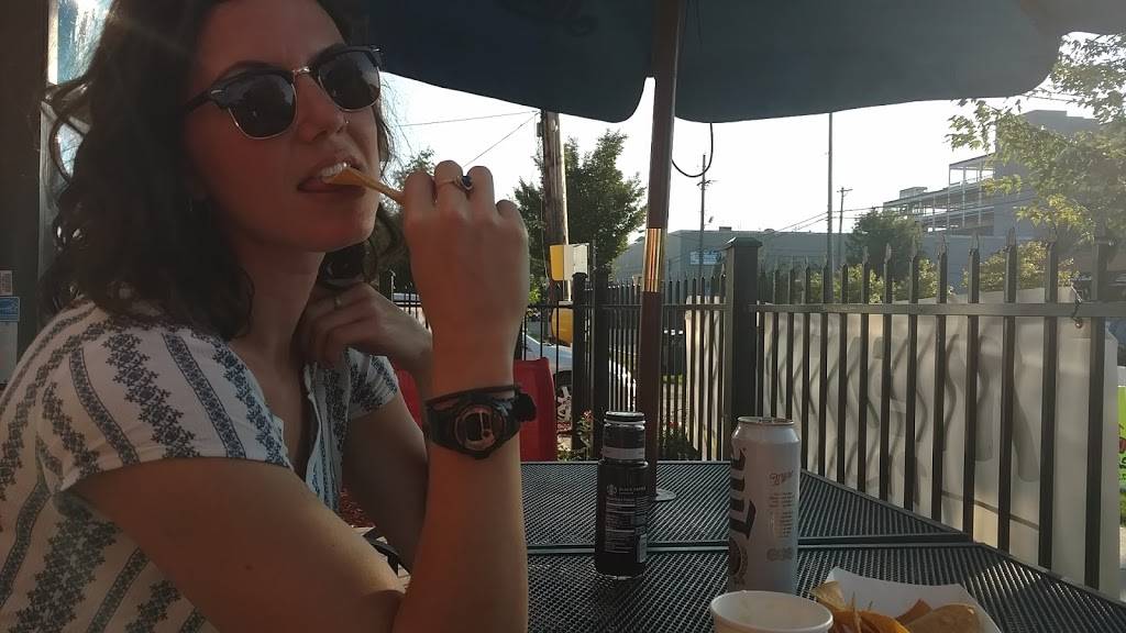 SA Tacos | restaurant | 2700 University Ave SE, Minneapolis, MN 55414, USA | 6124188236 OR +1 612-418-8236