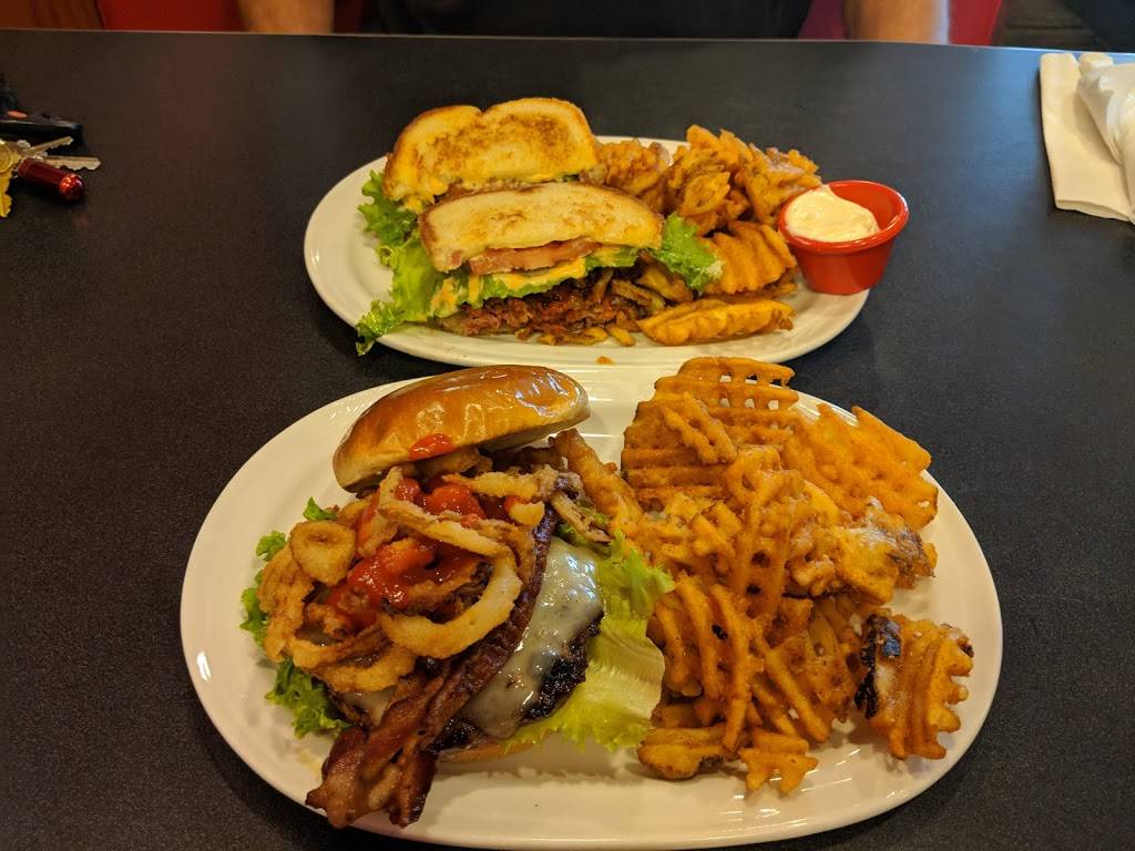 Friendlys | restaurant | 307 State Rd, North Dartmouth, MA 02747, USA | 5089949657 OR +1 508-994-9657