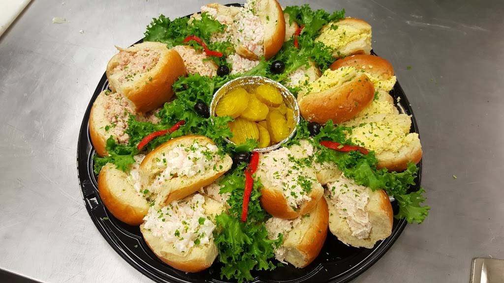 The Green Tomato | restaurant | 42 High St, Reading, MA 01867, USA | 7819420540 OR +1 781-942-0540