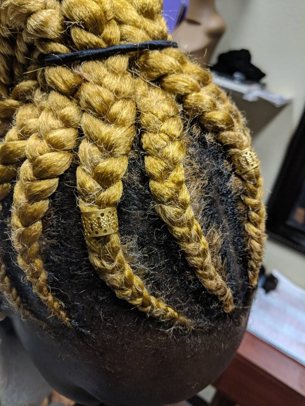 Oremi Hair Braiders and Barbers | restaurant | 7914 Culebra Rd Ste 116, San Antonio, TX 78251, USA | 2106804500 OR +1 210-680-4500