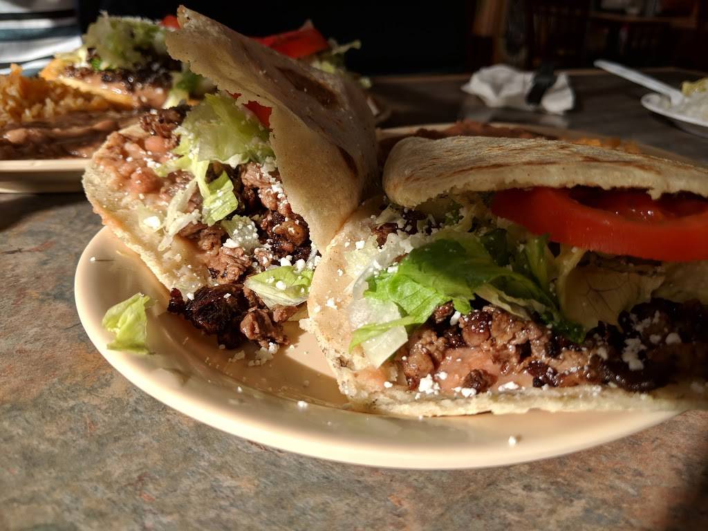 El Nayarit | restaurant | 657 N Maclay Ave, San Fernando, CA 91340, USA | 8188983651 OR +1 818-898-3651