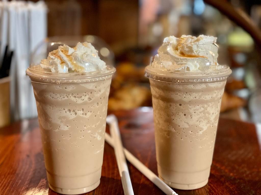 Bessos Coffee | restaurant | 112 W Main St, Henderson, TN 38340, USA | 7315202233 OR +1 731-520-2233