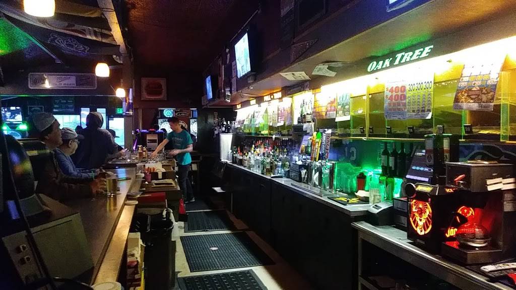 Oaktree Food & Drink Company | night club | 8011 Steilacoom Blvd SW, Lakewood, WA 98498, USA | 2535822220 OR +1 253-582-2220