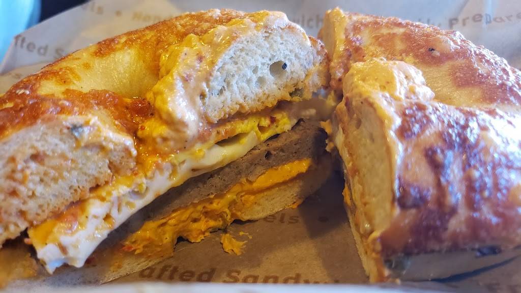 Einstein Bros. Bagels | cafe | 605 S Lake Ave, Pasadena, CA 91106, USA | 6264496415 OR +1 626-449-6415