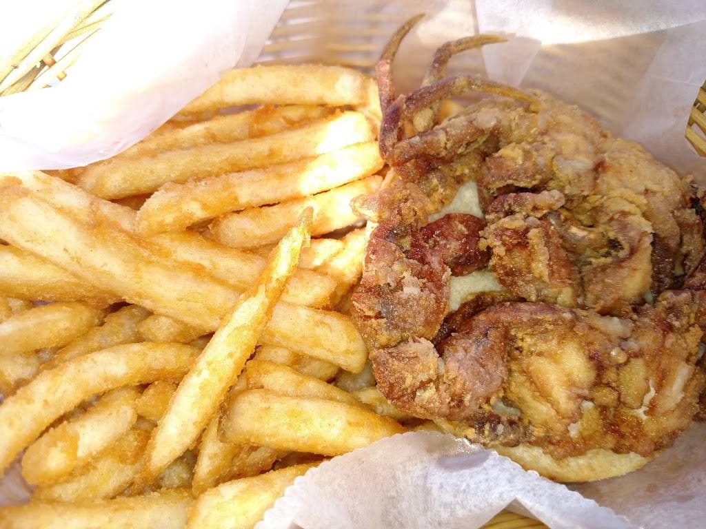 Pelican Bend | restaurant | 219 Capri Blvd, Naples, FL 34113, USA | 2393943452 OR +1 239-394-3452