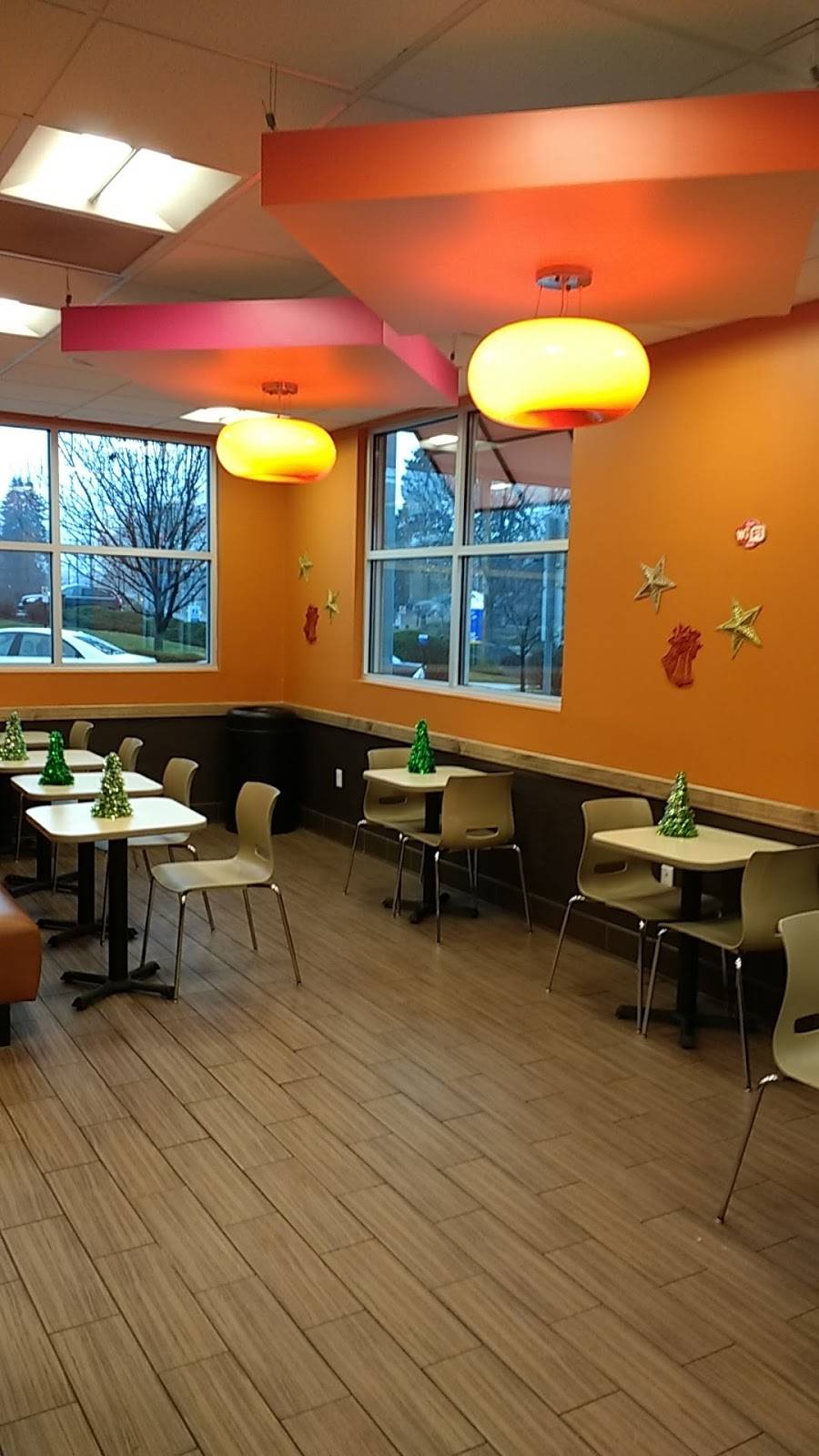 Dunkin | bakery | 2270 E Market St, East York, PA 17402, USA | 7177471025 OR +1 717-747-1025