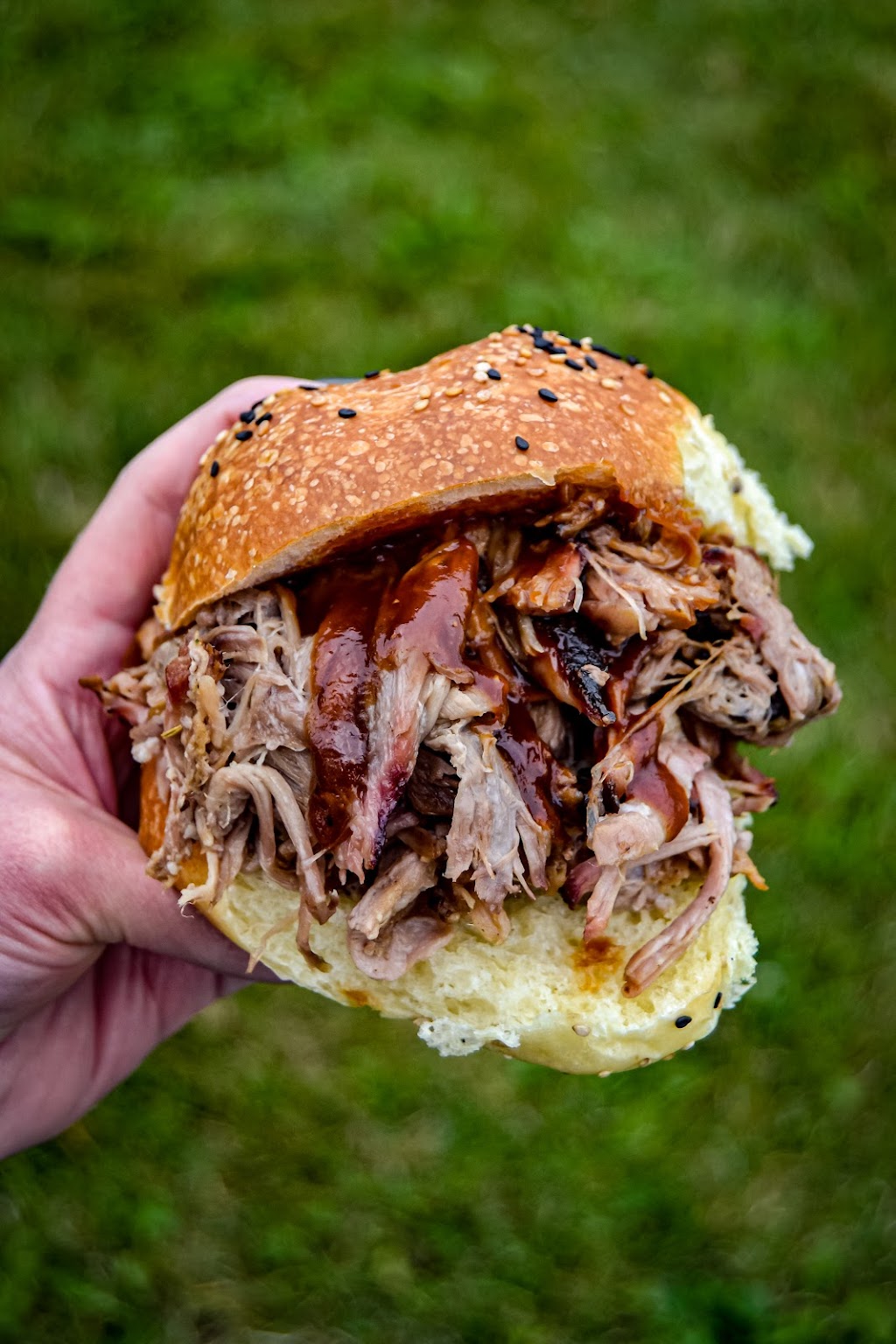 Ray Rays Hog Pit Flint | restaurant | 225 Park Rd, Columbus, OH 43235, USA | 6143307292 OR +1 614-330-7292