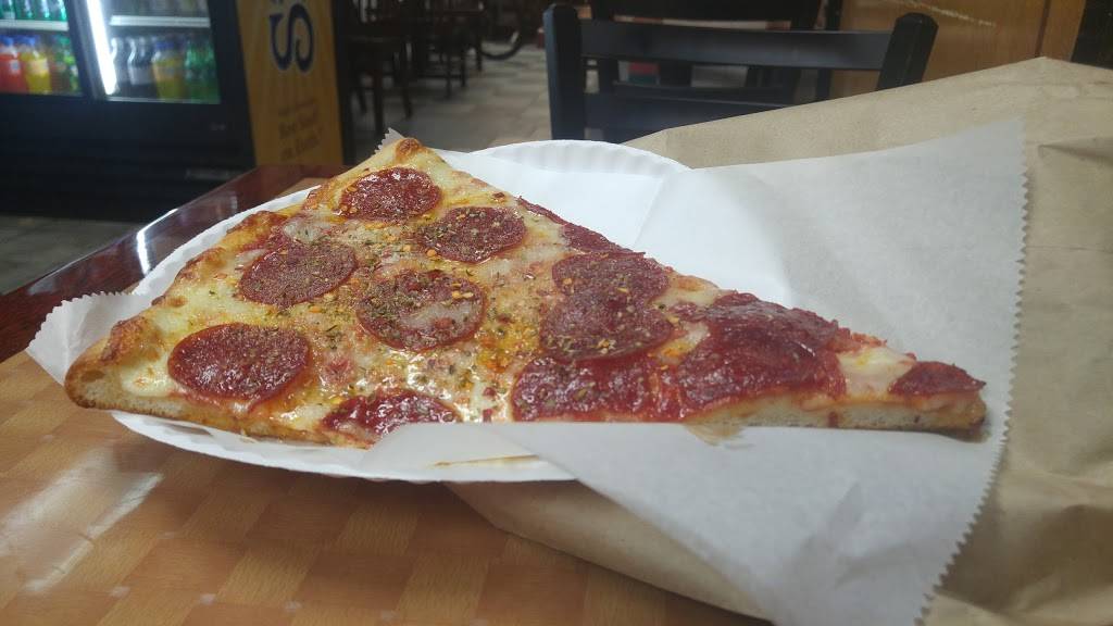 Palace Fried Chicken | restaurant | 523 Brighton Beach Ave # 1, Brooklyn, NY 11235, USA | 7187436836 OR +1 718-743-6836