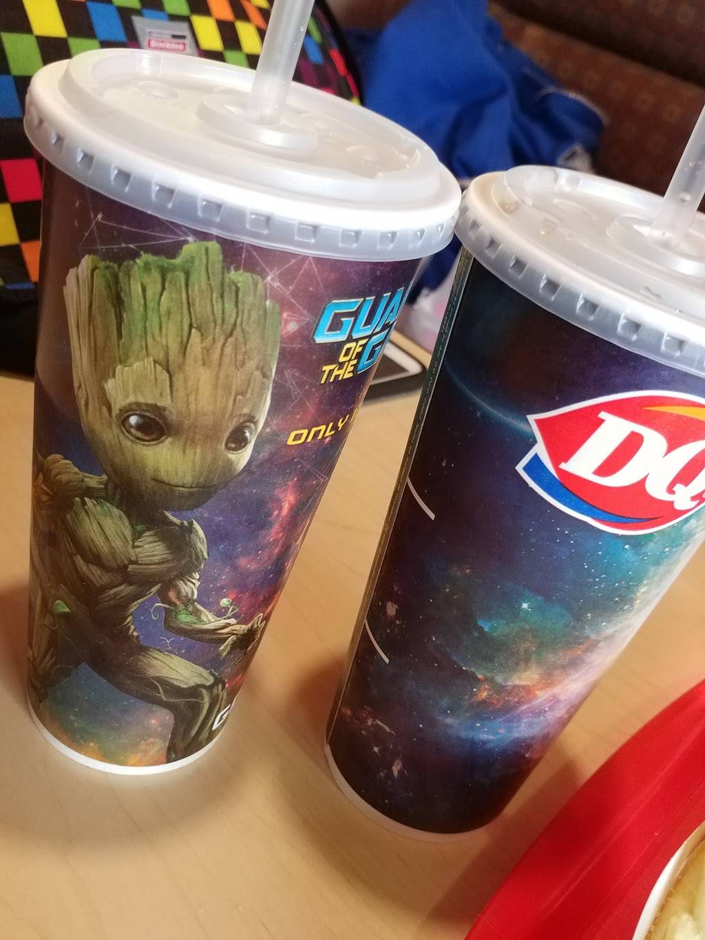 Dairy Queen Grill & Chill | restaurant | 407 St Clair St, Chatham, ON N7L 3K4, Canada | 5193529184 OR +1 519-352-9184