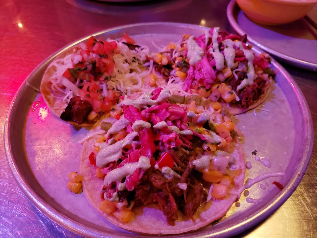 Vagabond | restaurant | 1122 N Edison St, Milwaukee, WI 53202, USA | 4142231122 OR +1 414-223-1122