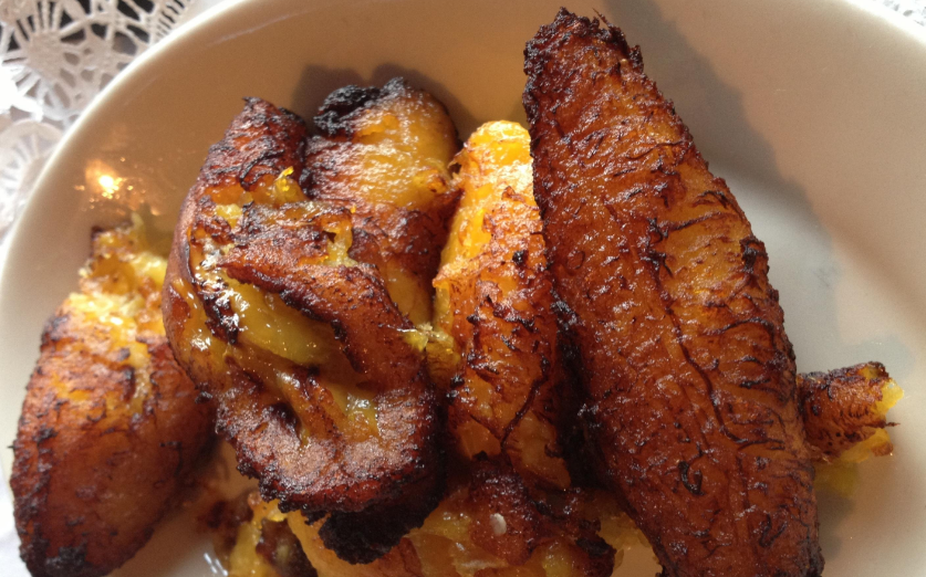 Le Grenier | restaurant | 502 H St NE, Washington, DC 20002, USA | 2025444999 OR +1 202-544-4999