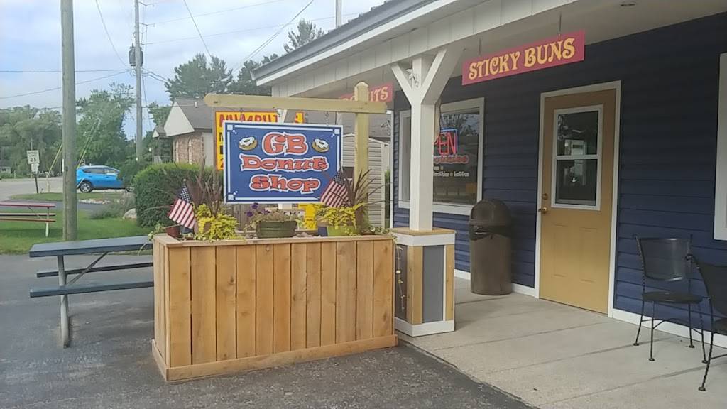 Golden Bakery & Pizza | bakery | 8438 Silver Lake Rd, Mears, MI 49436, USA | 2318730276 OR +1 231-873-0276