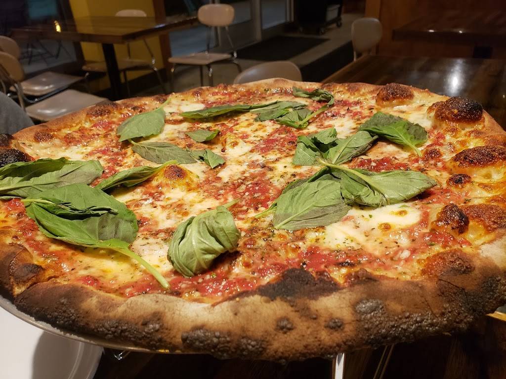Wyeast Pizza | restaurant | 5601 W Vliet St, Milwaukee, WI 53208, USA | 4149433278 OR +1 414-943-3278