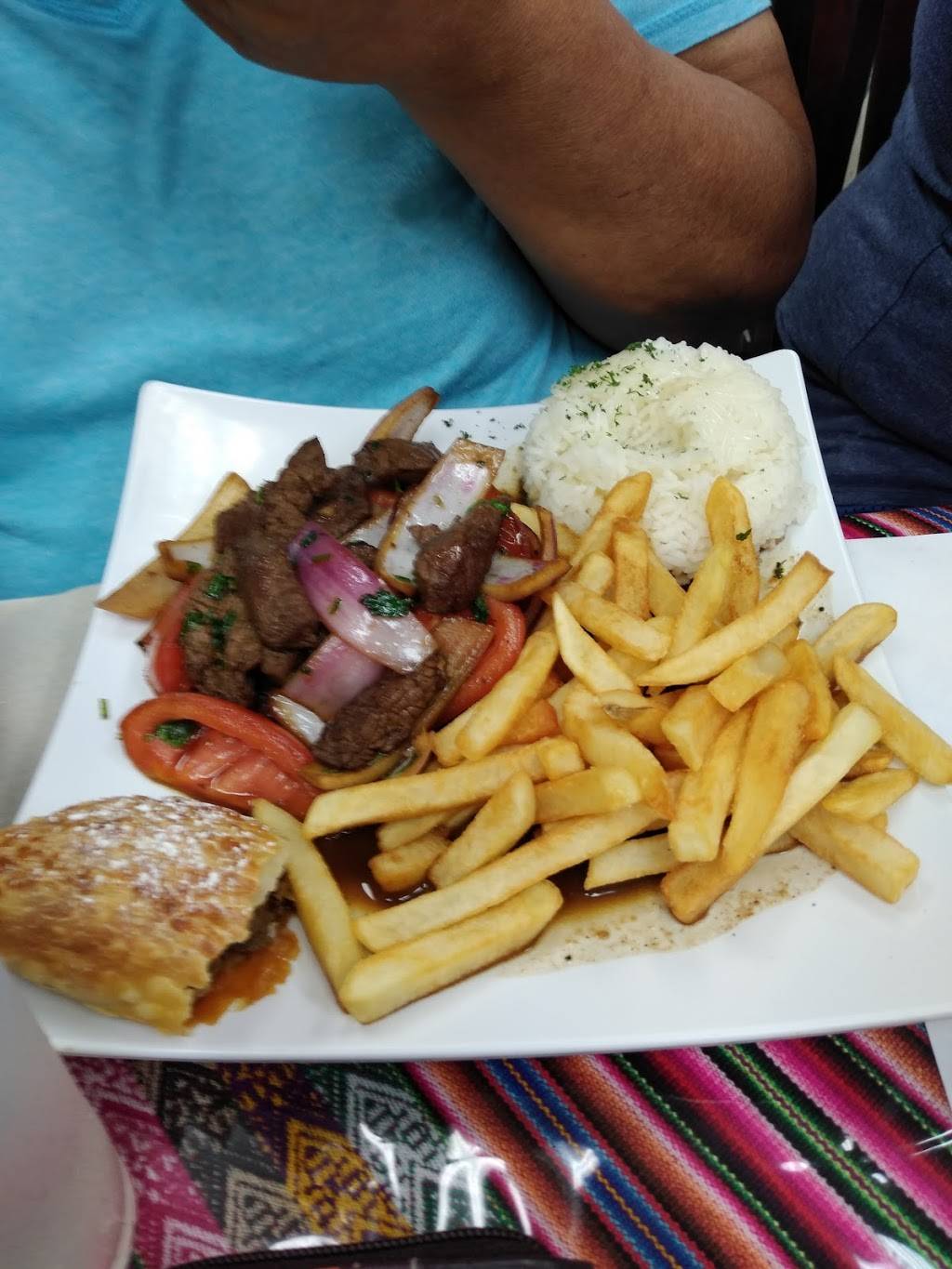 Sabor y Sazón | restaurant | 9401 Clay Rd Suite #110, Houston, TX 77080, USA | 3463193972 OR +1 346-319-3972