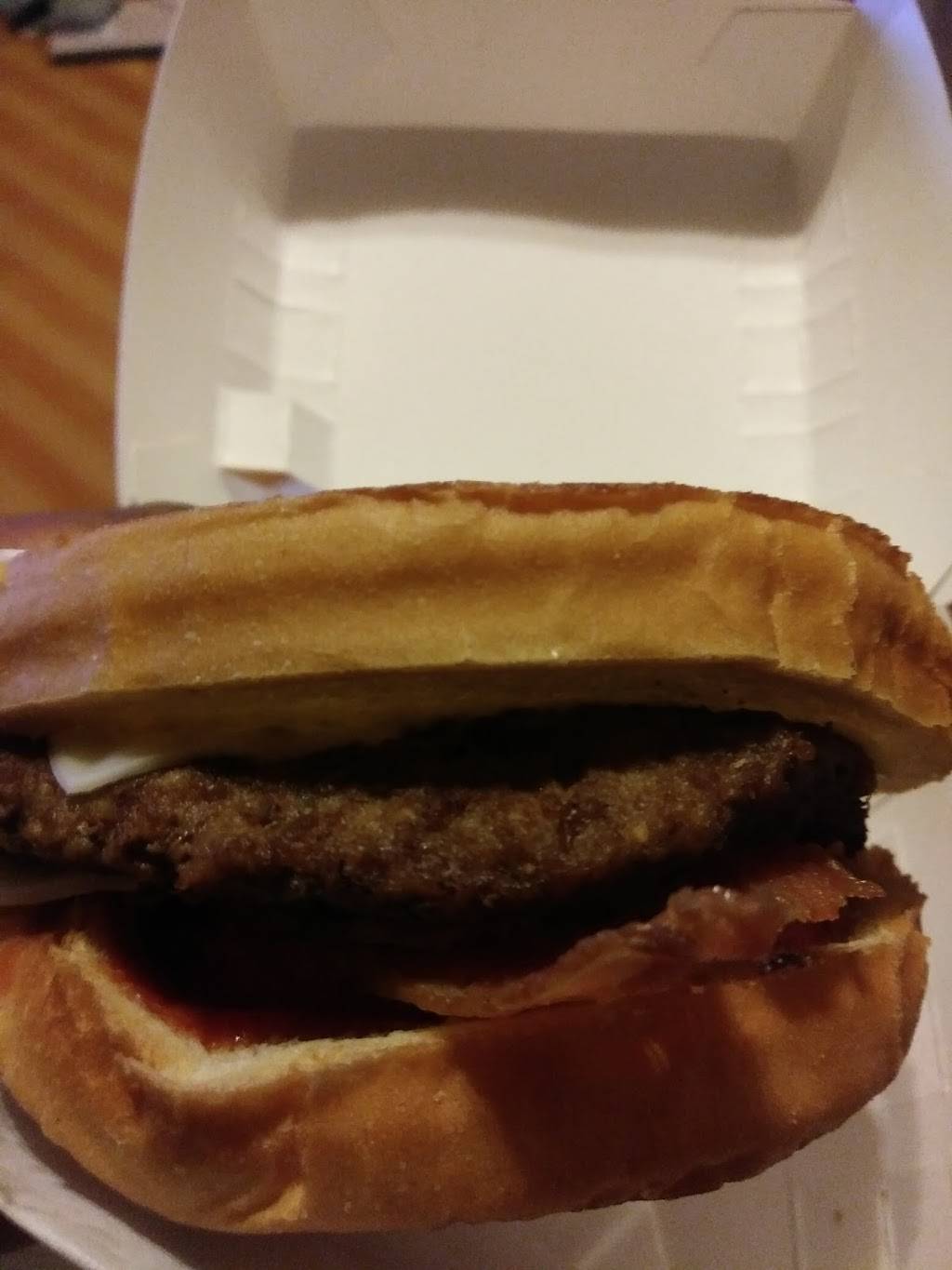 Jack in the Box | restaurant | 2420 Pacific Ave, Tacoma, WA 98402, USA | 2536272907 OR +1 253-627-2907