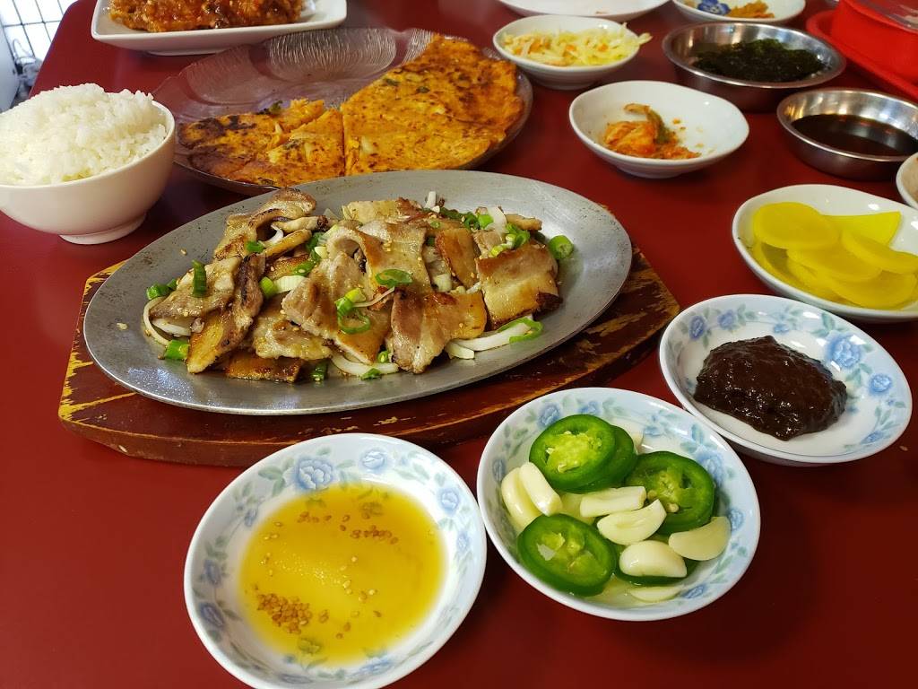 Minjis Cafe | restaurant | 7151 W Oakland Park Blvd, Fort Lauderdale, FL 33313, USA | 9545725088 OR +1 954-572-5088