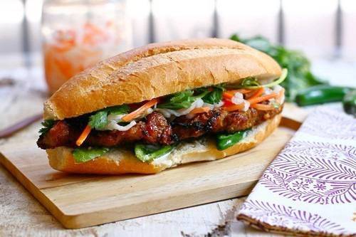 McQueens Banh Mi Viet | cafe | 103 Queen St N Unit #2, Hamilton, ON L8R 2V5, Canada | 9055292999 OR +1 905-529-2999