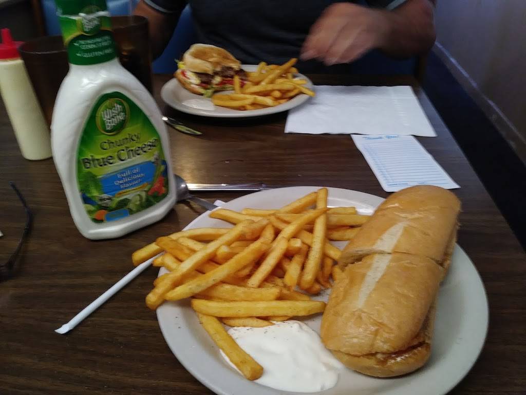 Marys Place | restaurant | 5035 SE Abshier Blvd # C, Belleview, FL 34420, USA | 3522457600 OR +1 352-245-7600