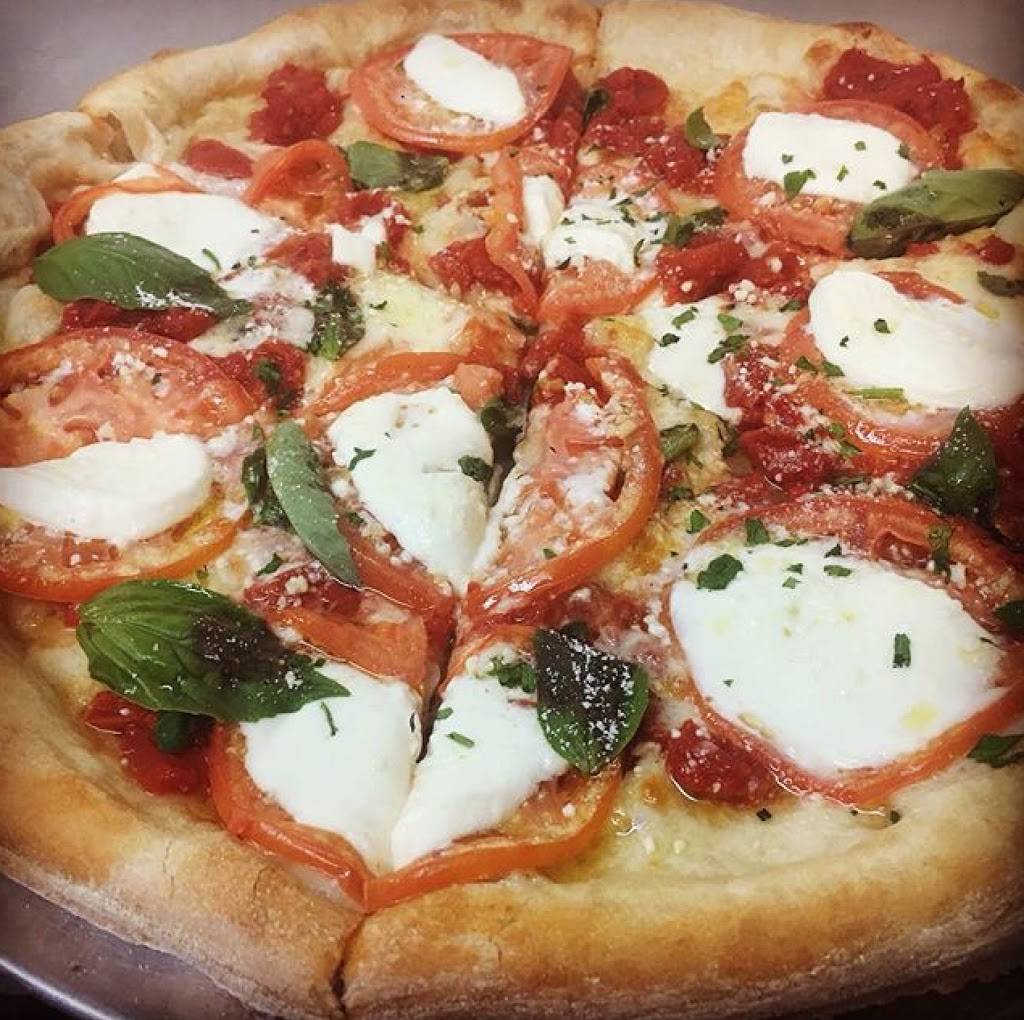 Bronx House Pizza | restaurant | 27 Ryan St, Stamford, CT 06907, USA | 2038838883 OR +1 203-883-8883