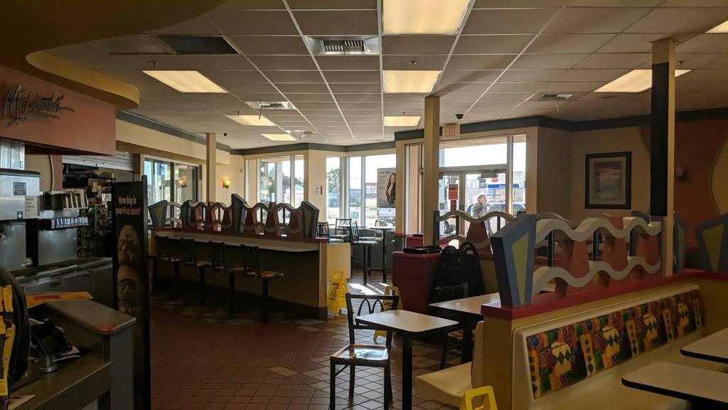 McDonalds | cafe | 16552 E 14th St, Ashland, CA 94578, USA | 5103175950 OR +1 510-317-5950