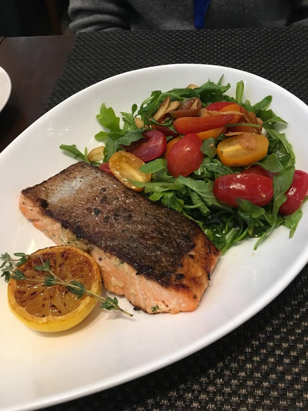 Plateia | restaurant | 425 Westwood Plaza, Los Angeles, CA 90095, USA | 3107943563 OR +1 310-794-3563