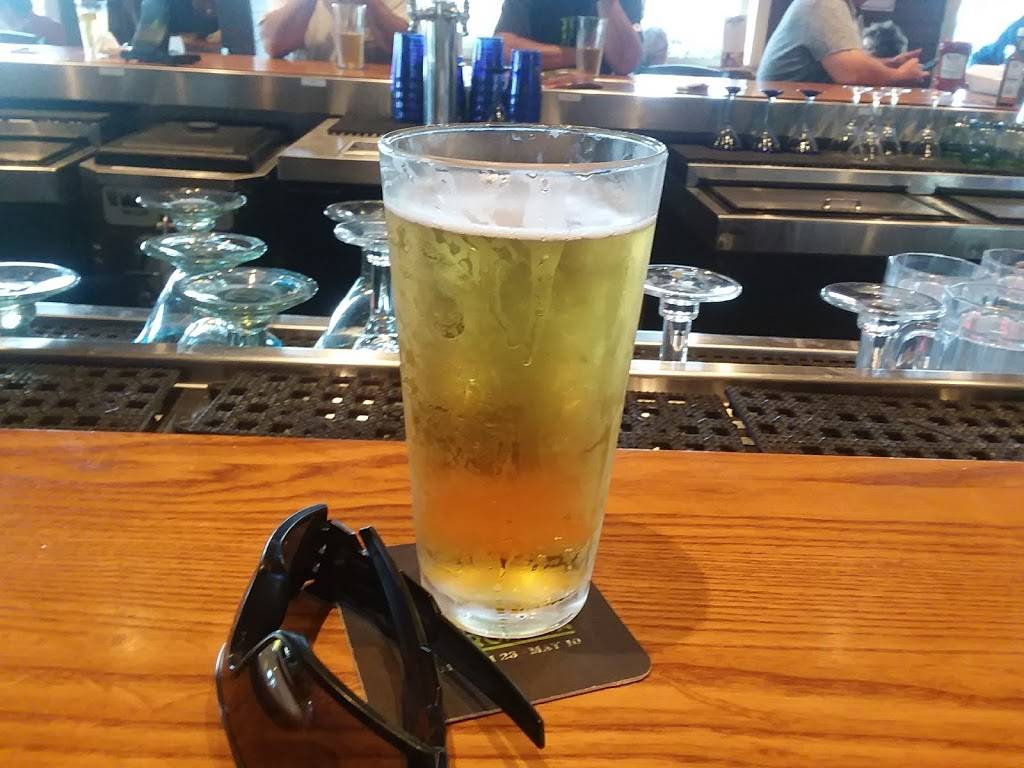 Chilis Grill & Bar | restaurant | 2001 Theater Dr, Paso Robles, CA 93446, USA | 8052269226 OR +1 805-226-9226