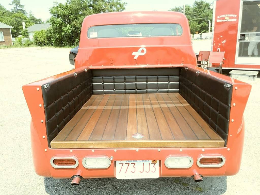 Mainly Dawgs | restaurant | 3090 Cranberry Hwy, Buzzards Bay, MA 02532, USA | 7747752629 OR +1 774-775-2629