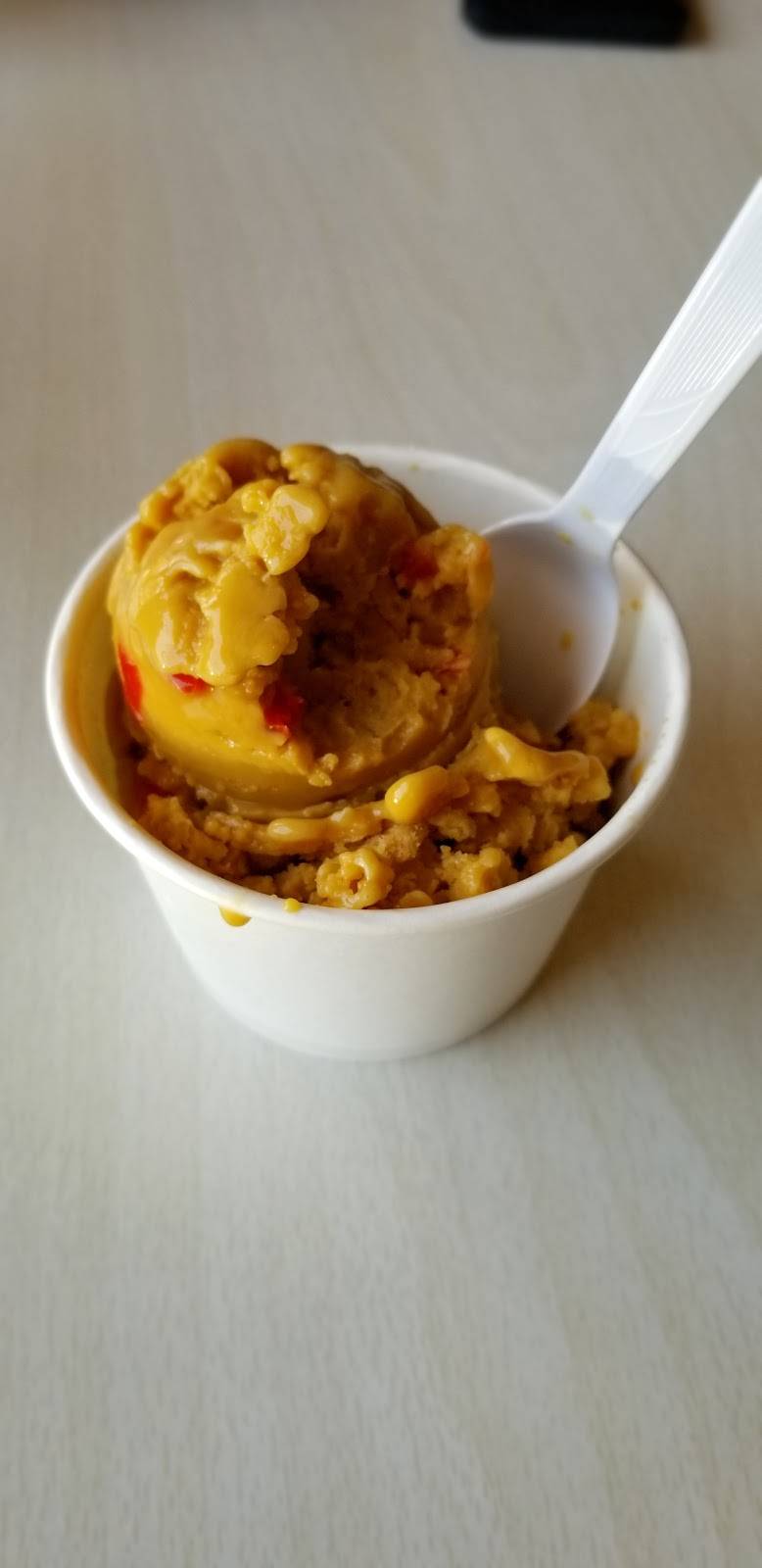 Sub Zero Nitrogen Ice Cream | restaurant | 4065 Clark Rd, Sarasota, FL 34233, USA | 9419223690 OR +1 941-922-3690