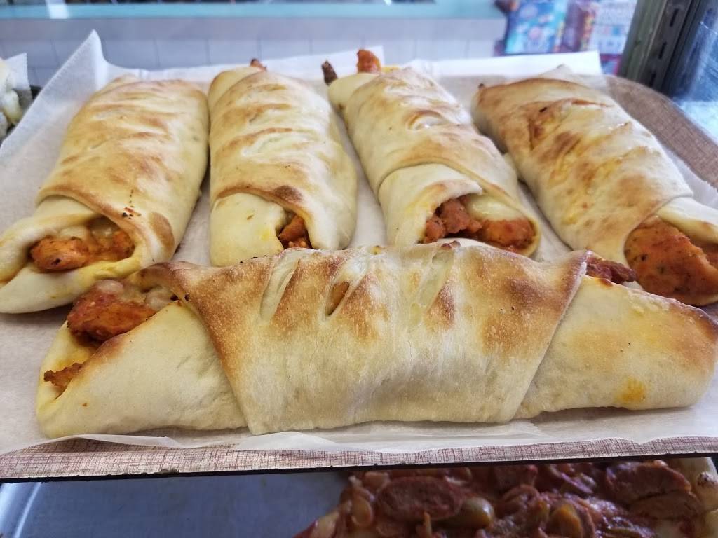 Lamici Pizza & Pasta | restaurant | 16053 Rockaway Blvd, Jamaica, NY 11434, USA | 7189786300 OR +1 718-978-6300