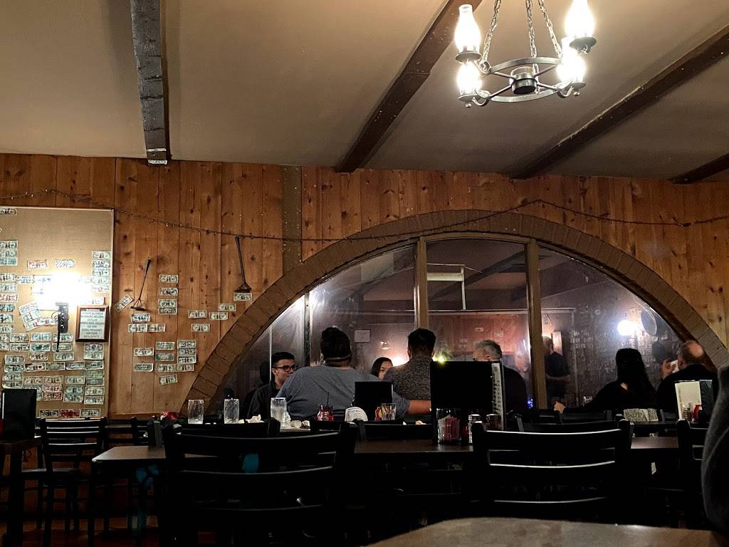 Daisy Maes Steak House | restaurant | 2735 W Anklam Rd, Tucson, AZ 85745, USA | 5207928888 OR +1 520-792-8888