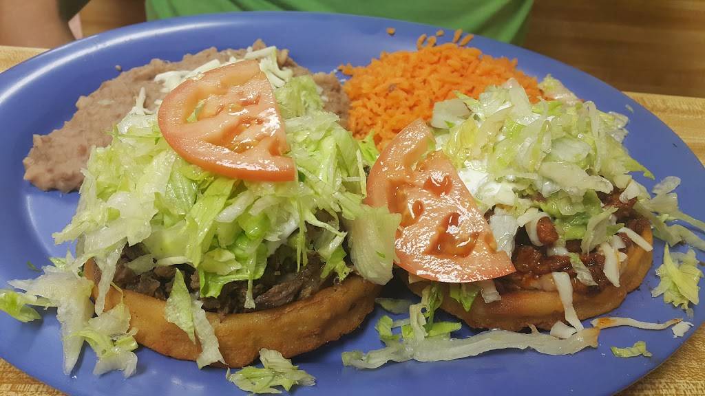 Gracies Lucky Burrito II | restaurant | 5756 W Monee Manhattan Rd, Monee, IL 60449, USA | 7082350311 OR +1 708-235-0311