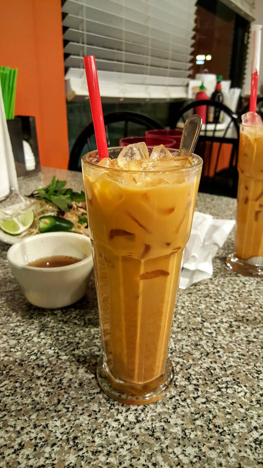 Pho Saigon | restaurant | 2946 Poplar Ave, Memphis, TN 38111, USA | 9014581644 OR +1 901-458-1644