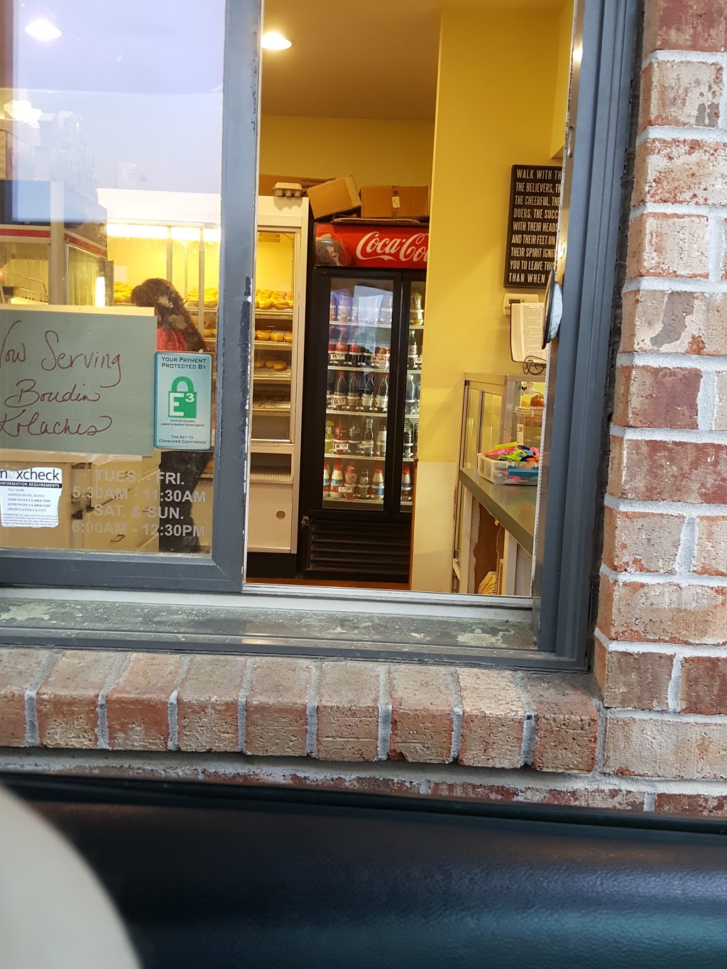 Daylight Donuts | bakery | 108 Monticello Ave, Ruston, LA 71270, USA | 3182550041 OR +1 318-255-0041