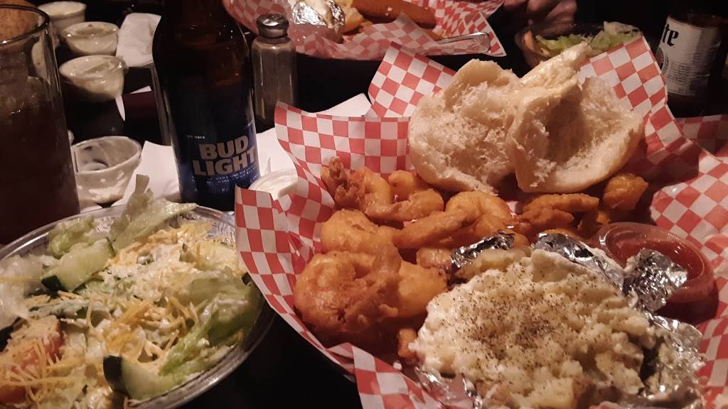 Pranks On The Marsh | restaurant | 28635 W Jefferson Ave, Rockwood, MI 48173, USA | 7346762442 OR +1 734-676-2442